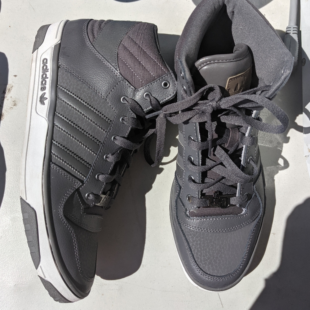 Mens Adidas Jordans Style sneakers